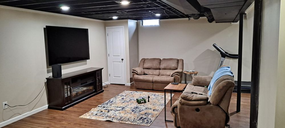 Gittens Remodeling LLC team in Warren, MI - people or person