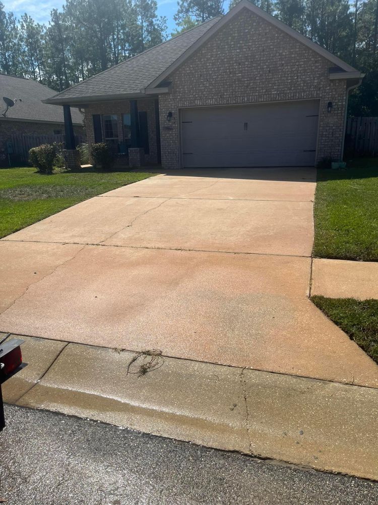 All Photos for All-Star Lawn Care & Soft Washing in Mobile, AL