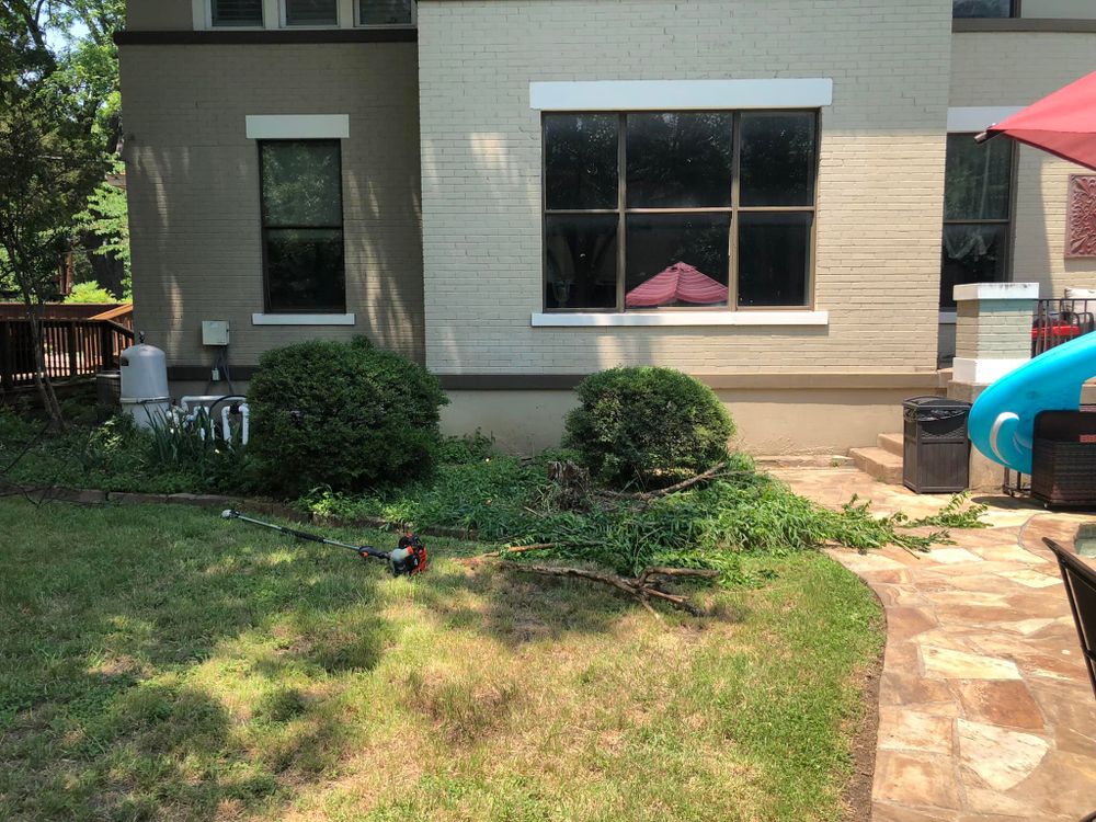 Landscaping for Rj’s Enchanted Gardens and Fencing LLC in Irving, TX