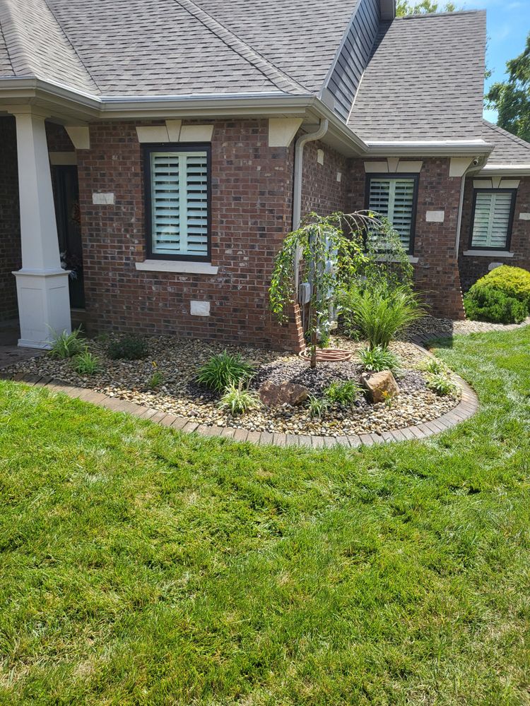 All Photos for Contemporary Landscape in St. Louis, MO