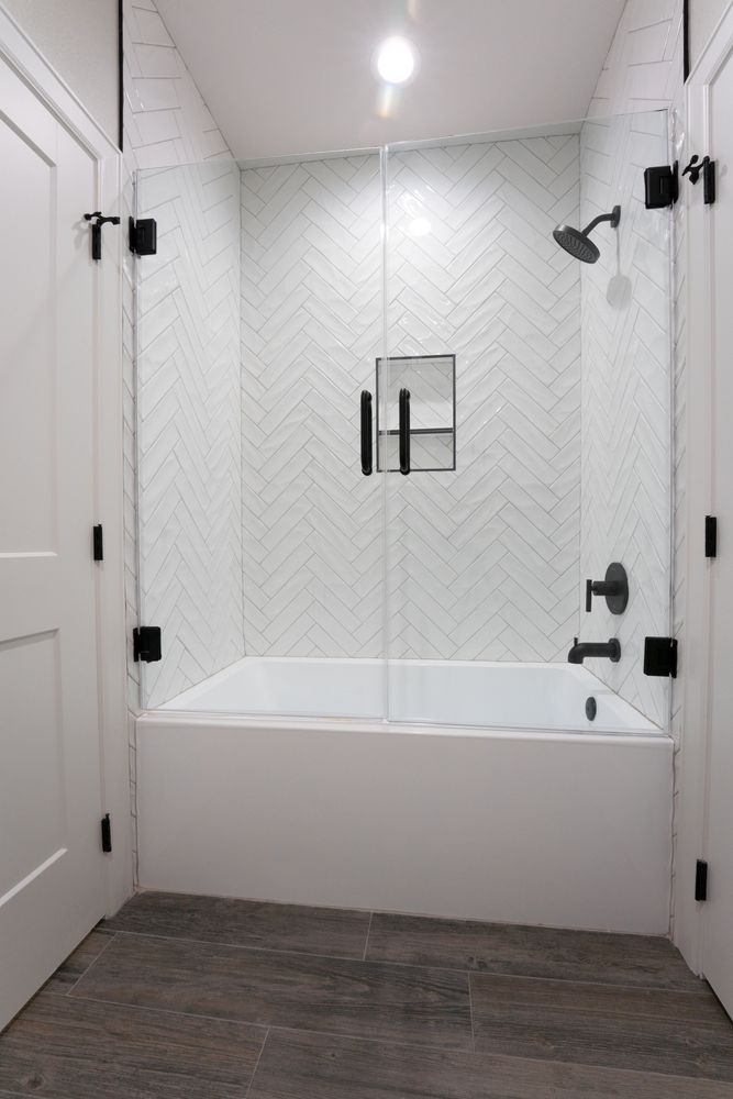 All Photos for Neely Construction & Design LLC in Chandler, TX