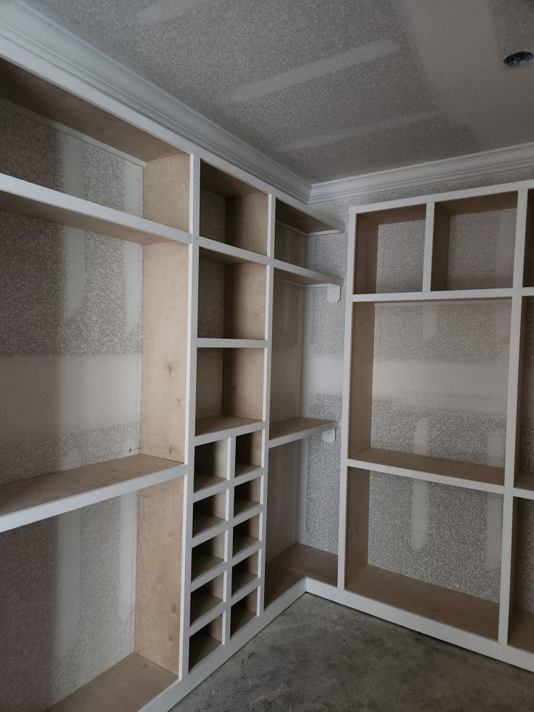 Interior Painting for Bullfrog Coatings LLC in Crawfordville, FL