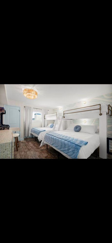 All Photos for 850 Christmas Light Pros in Lynn Haven, FL