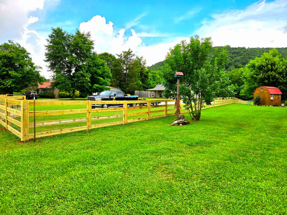 All Photos for Southern Town & Country Fence in Sparta, TN