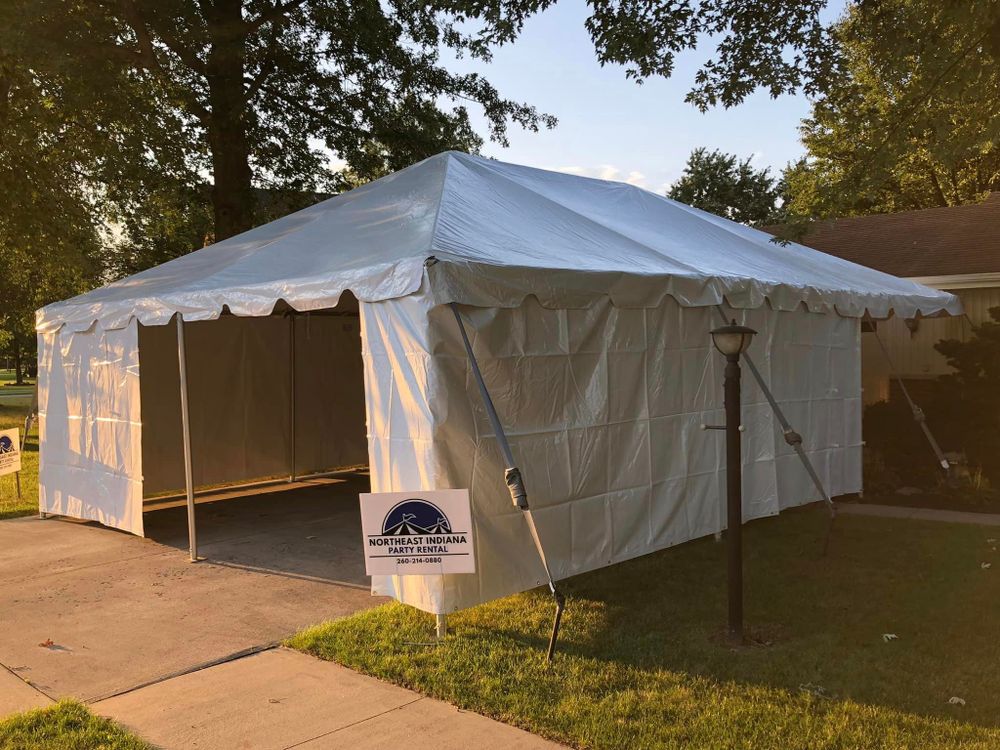 Bouncy Houses  for Adams County Bounce Houses, LLC in Decatur, IN