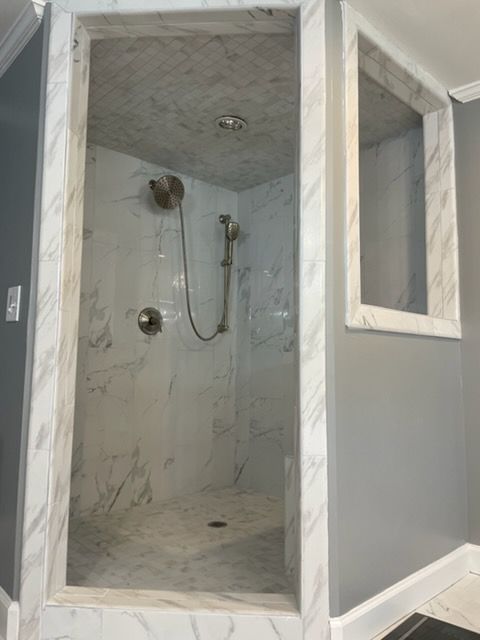 Shower for Servicolor Painting in Macon, GA
