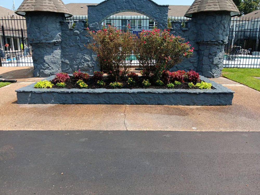 Landscaping for Amis Lawn and Landscape, LLC in Clinton, MS