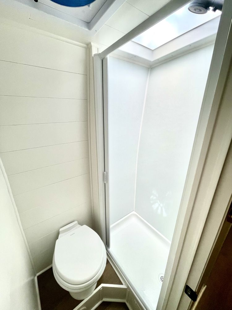 All Photos for Mauka to Makai RV Renovations in Los Angeles, CA