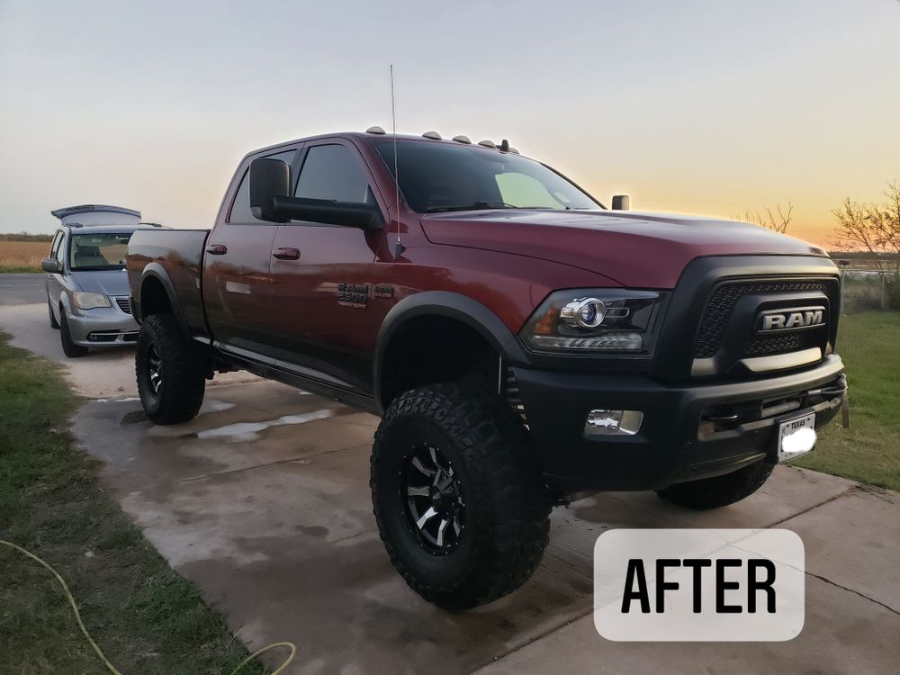 Full Detail Service for Detail Freakz Mobile Detailing in San Benito, TX