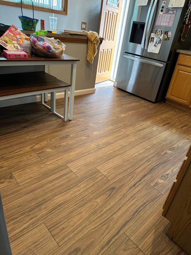 Flooring for Reyna’s Flooring & Trim Carpentry  in Allen PArk, MI