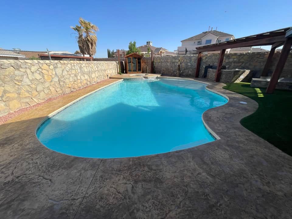 Custom Pool Construction for Alvarado Pool and Concrete in El Paso, TX