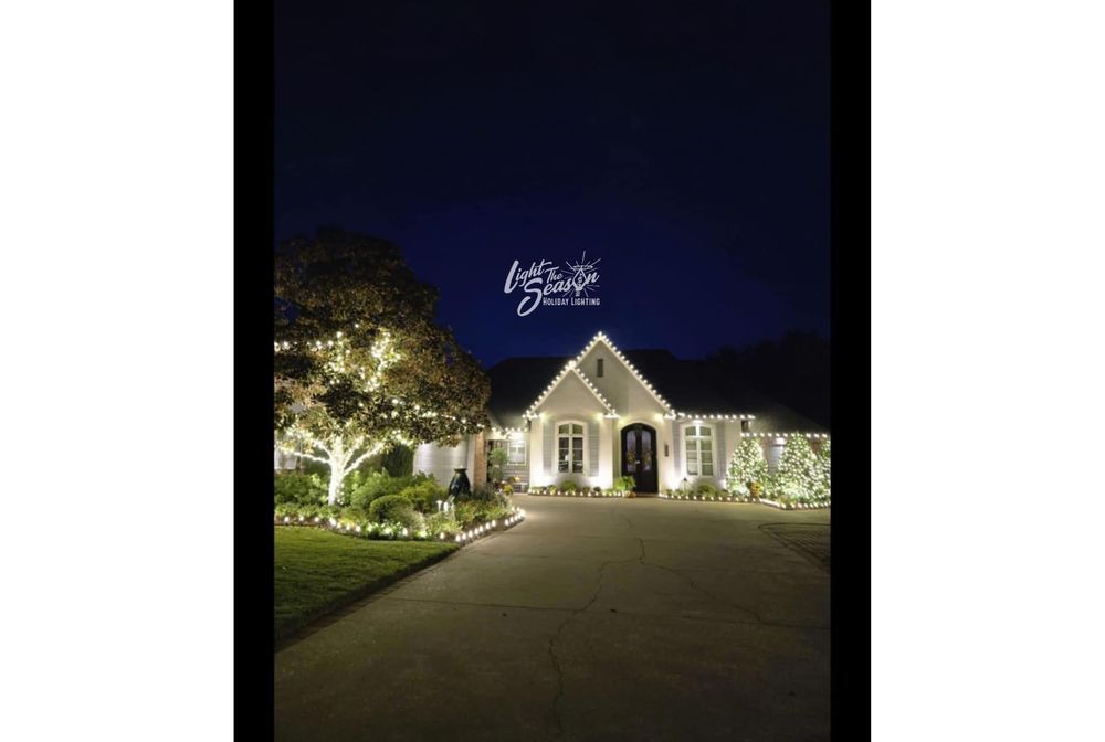 All Photos for Light the Season in Lafayette Parish,  LA