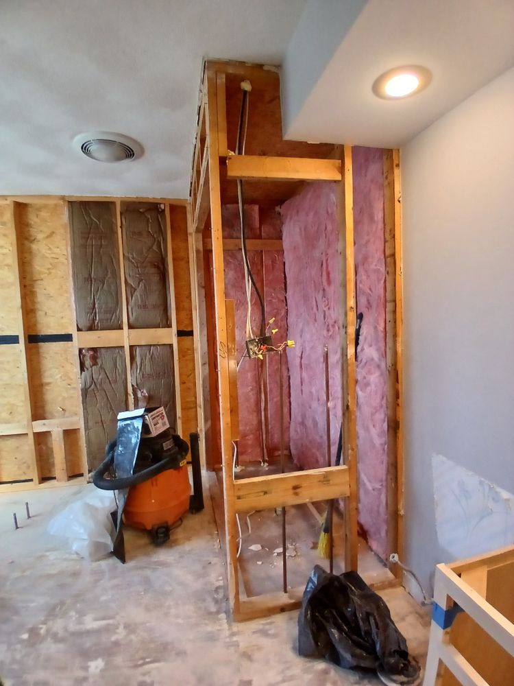 All Photos for Dead Tree General Contracting in Carbondale, Illinois