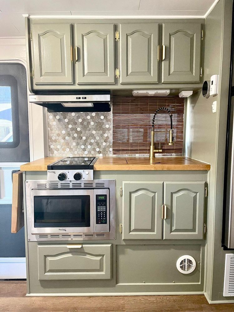 All Photos for Mauka to Makai RV Renovations in Los Angeles, CA