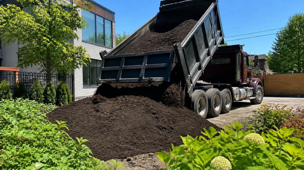 Enhance your garden with our premium Top Soil service, providing nutrient-rich soil for improved plant growth, healthier lawns, and vibrant landscapes. Ideal for planting beds, lawn restoration or general gardening needs. for Espinoza Landscape Materials in Schertz, TX