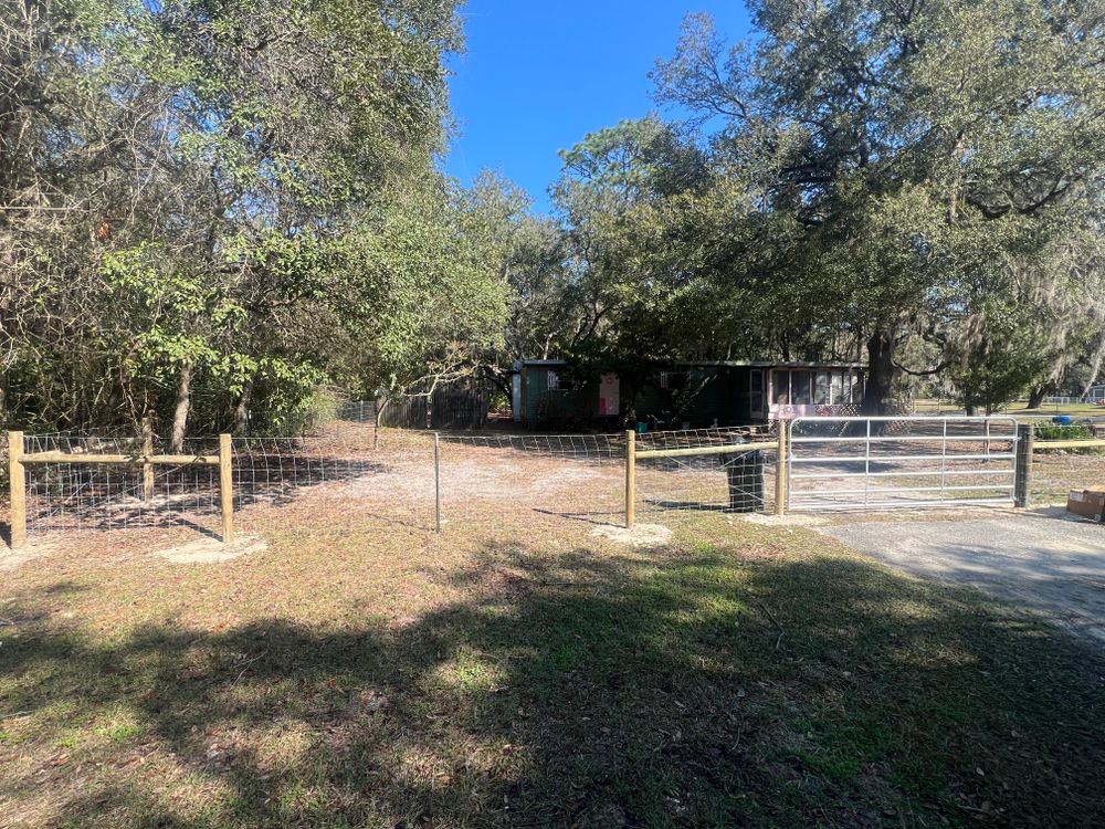 All Photos for Otter's Fence & Gate Repair Service in Palatka, FL
