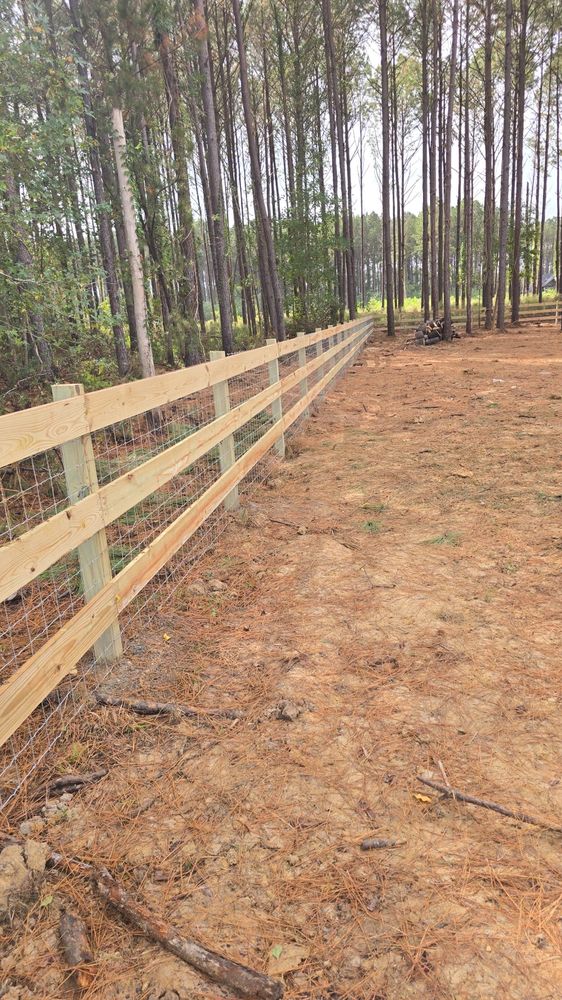 Fence for Silver Mines Landscape & Construction, LLC. in Houston, TX