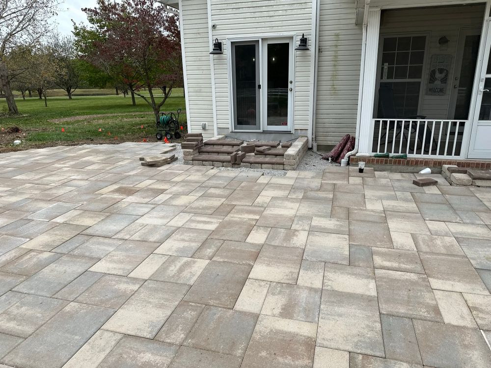 All Photos for Mayfield Landscaping in Staunton, IL