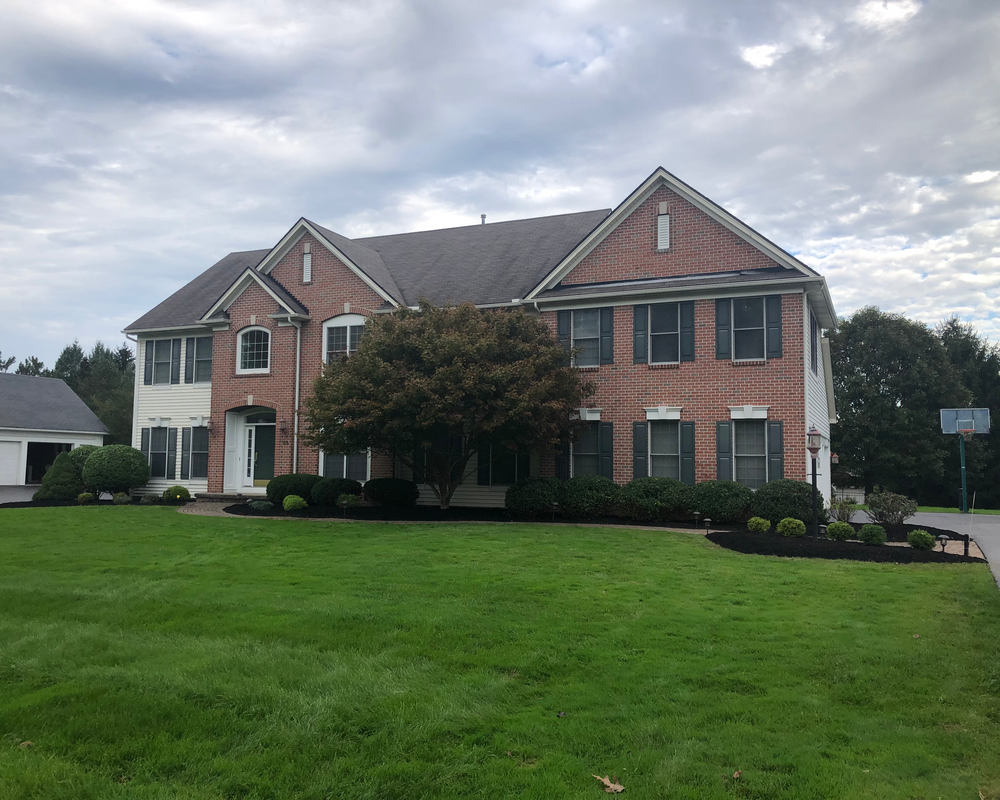 Lawn Care for Nicoletti Landscaping LLC in Pittsford, NY