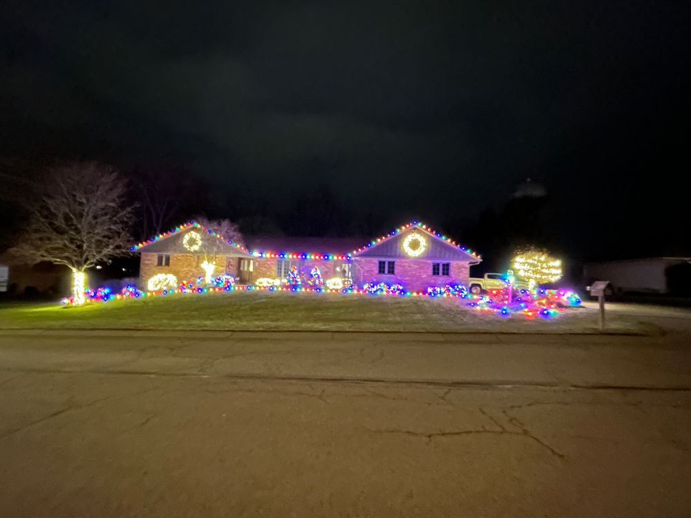 Christmas Decor  for X-treme Pro Wash in Huntsville, OH