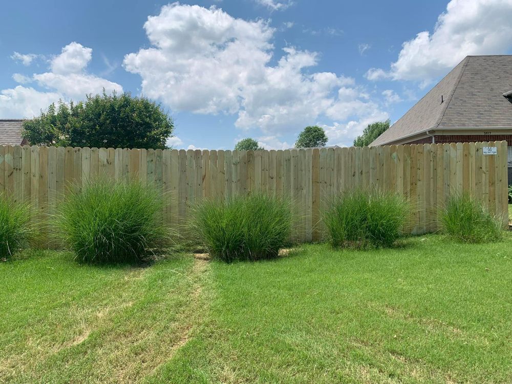 Custom Wooden Fences for Manning Fence, LLC in Hernando, MS