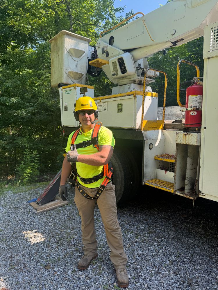 All Photos for Hennessey Tree & Landscape LLC in Oxford,  CT 