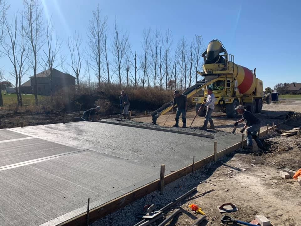 Custom Concrete for Country Concrete in Monee, IL