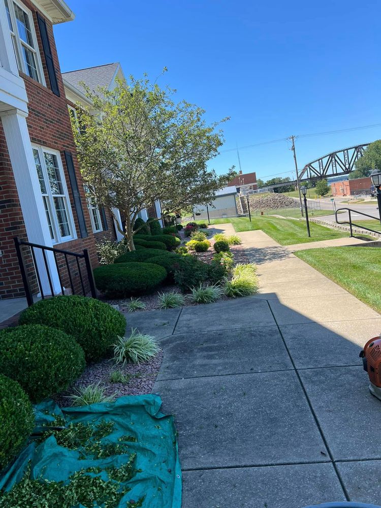 Landscaping for New Outlook Lawncare in Henderson County, KY