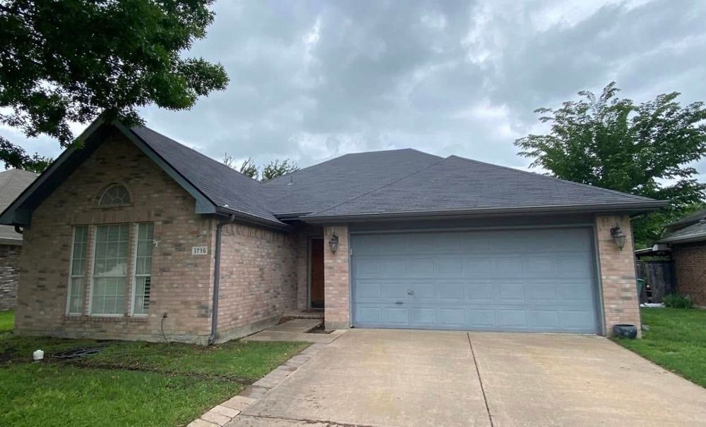 Roofing for Blackstone Roofing & Construction LLC in Bells, TX