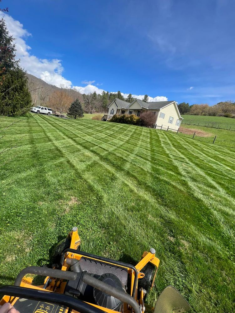 All Photos for SkyLimit LawnCare in Asheville, NC