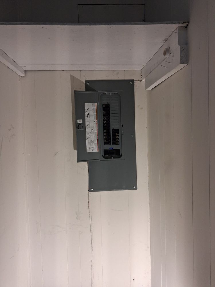 All Photos for Flash Gordon Electric LLC in Hope Mills, NC
