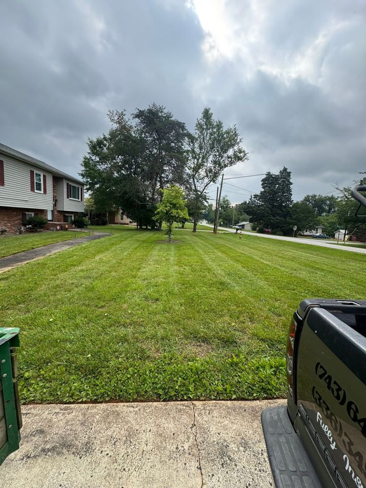 All Photos for Zotelo’s Lawncare LLC in Winston-Salem, NC