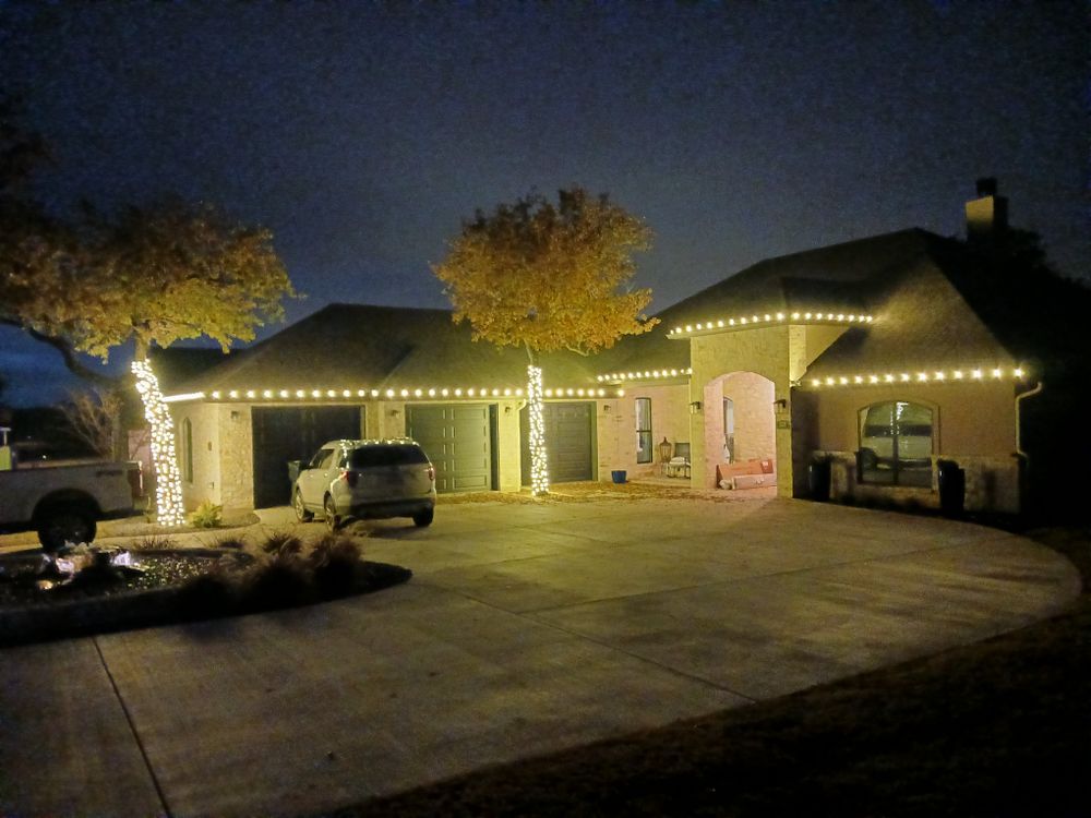 Christmas Lights for Xtreme Clean Plus  in Fredericksburg, TX