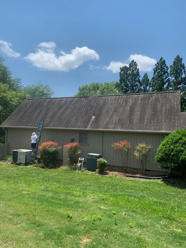 Roof cleaning for JB Applewhite's Pressure Washing in Anderson, SC