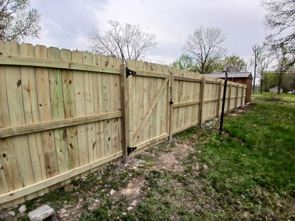Reversed Picket Fence for Dead Tree General Contracting in Carbondale, Illinois