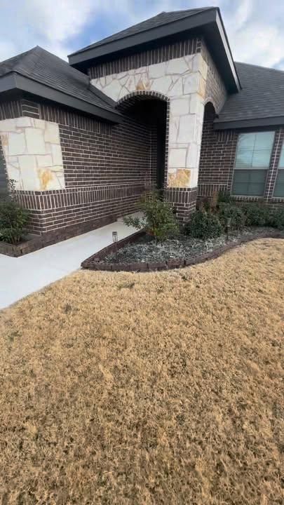 All Photos for Mora’s Lawn Services in Crowley,  TX