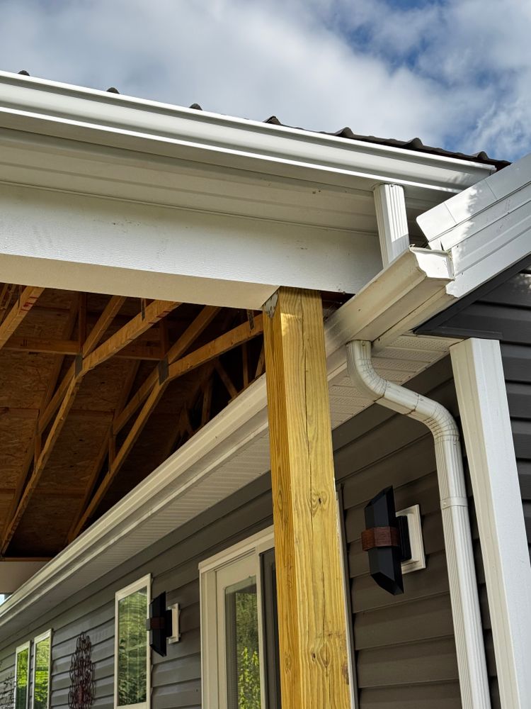 Roofing for Erie Builders & Construction in Sandusky, OH