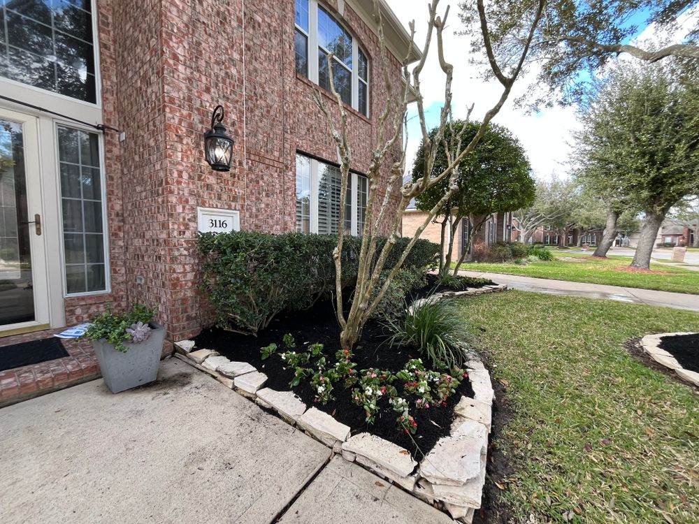 All Photos for Garza Lawncare & Tree Service in Pearland, TX