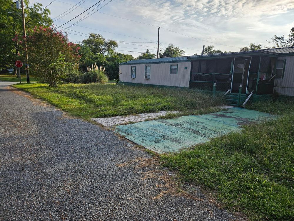 All Photos for Just Mow and Go Lawn Service in New Bern, NC