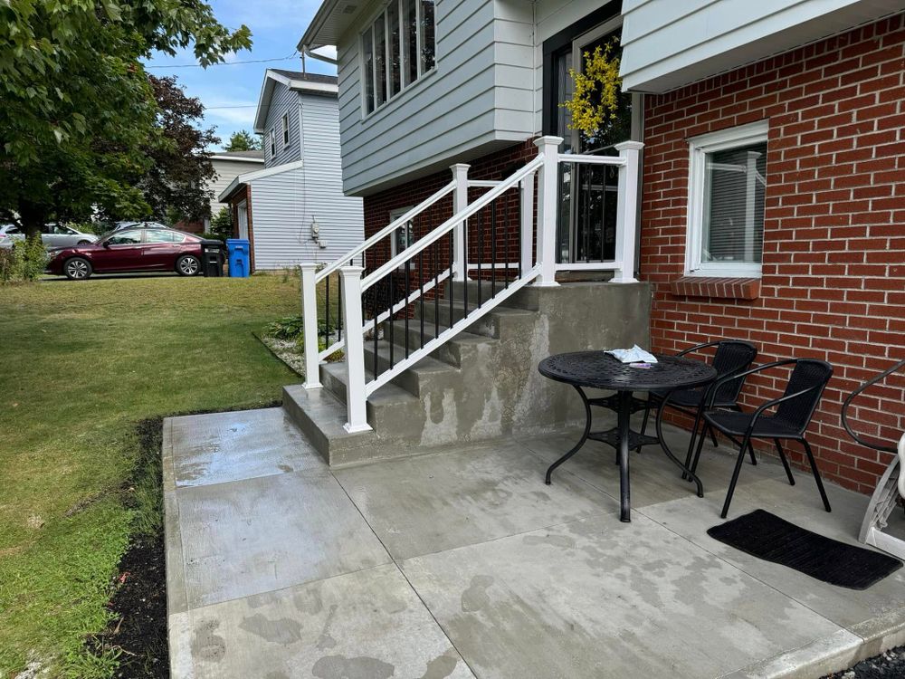 Our concrete paving service creates durable, attractive driveways, walkways, and patios with expert installation, quality materials, and lasting performance—enhancing your home’s curb appeal, safety, functionality value for years. for Extreme Paving & Construction in Schenectady, NY