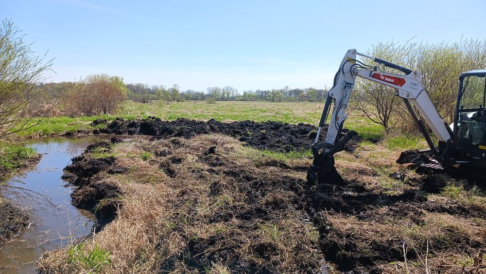 All Photos for Willing Trucking & Excavating in Evansville, WI