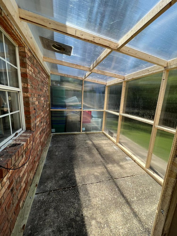 Greenhouse for Reyna Remodeling and Repair LLC in Diamondhead, MS