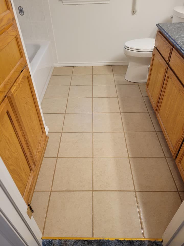 Bathrooms for Homepro Services LLC in San Angelo, TX