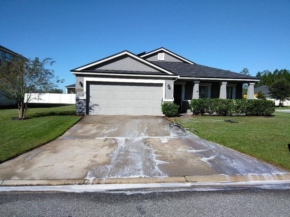 Concrete Cleaning for Exterior Pressure Washing in Jacksonville, FL