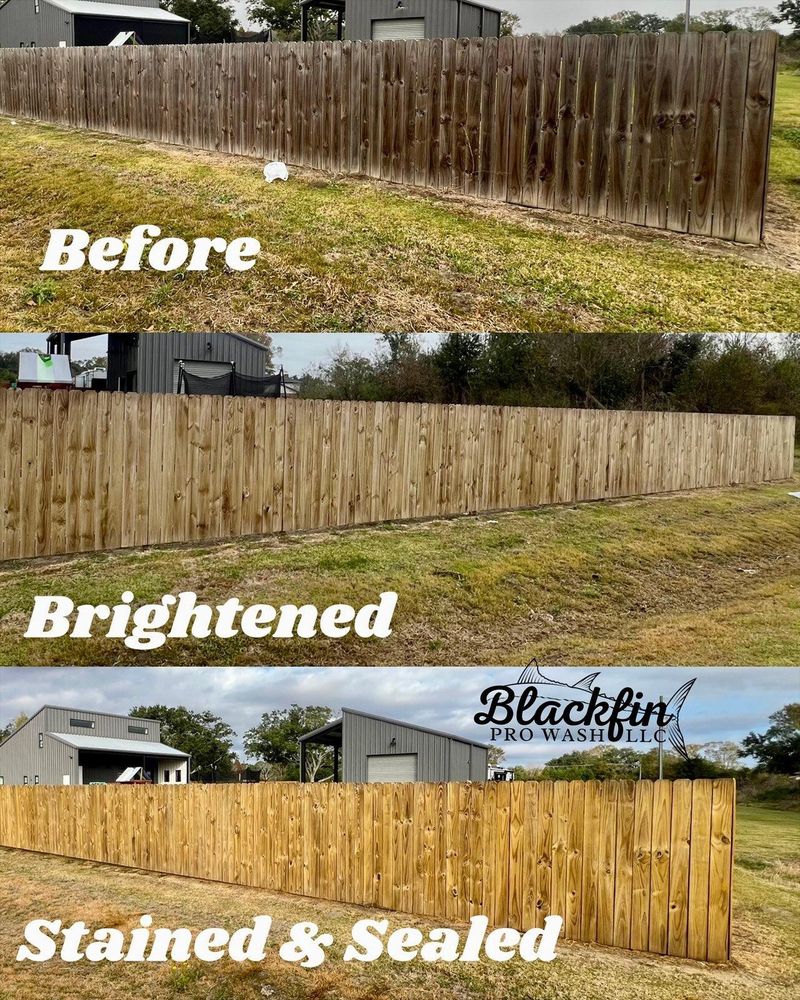 Our professional fence staining service doesn’t just improve curb appeal—it protects your fence from sun, moisture, and weather damage, extending its life for years to come. Fresh color, even coverage, and long-lasting results you can see right away. for Blackfin Pro Wash in Houma, LA