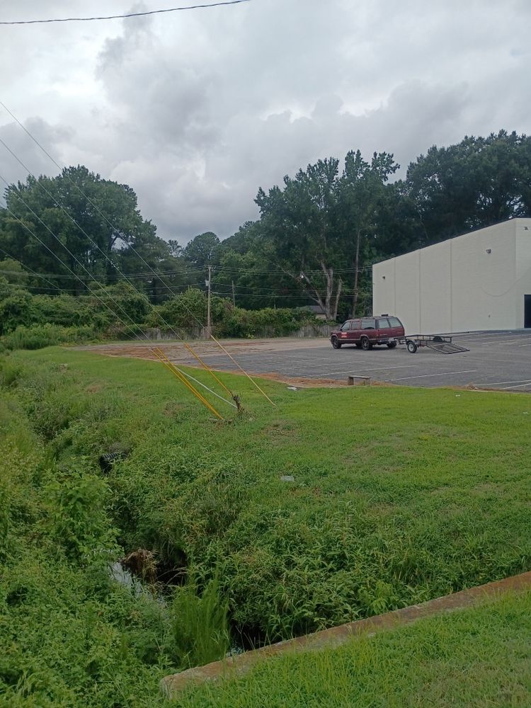 All Photos for Brothers On Point Lawn And Junk Removal in Wilson, NC