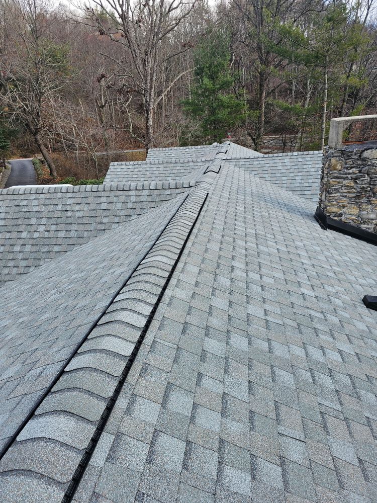 Certainteed Landmark Lifetime Shingles  for Peak Perfection Roofing LLC  in Asheville, NC