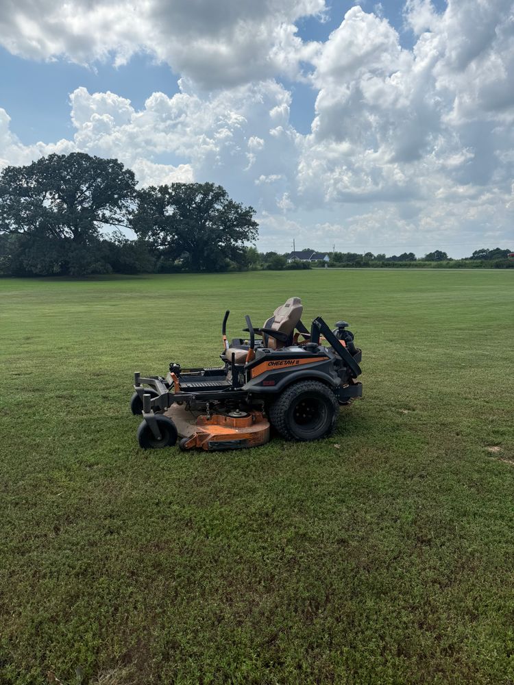 All Photos for Sandoval Lawn Care in Muldrow, OK