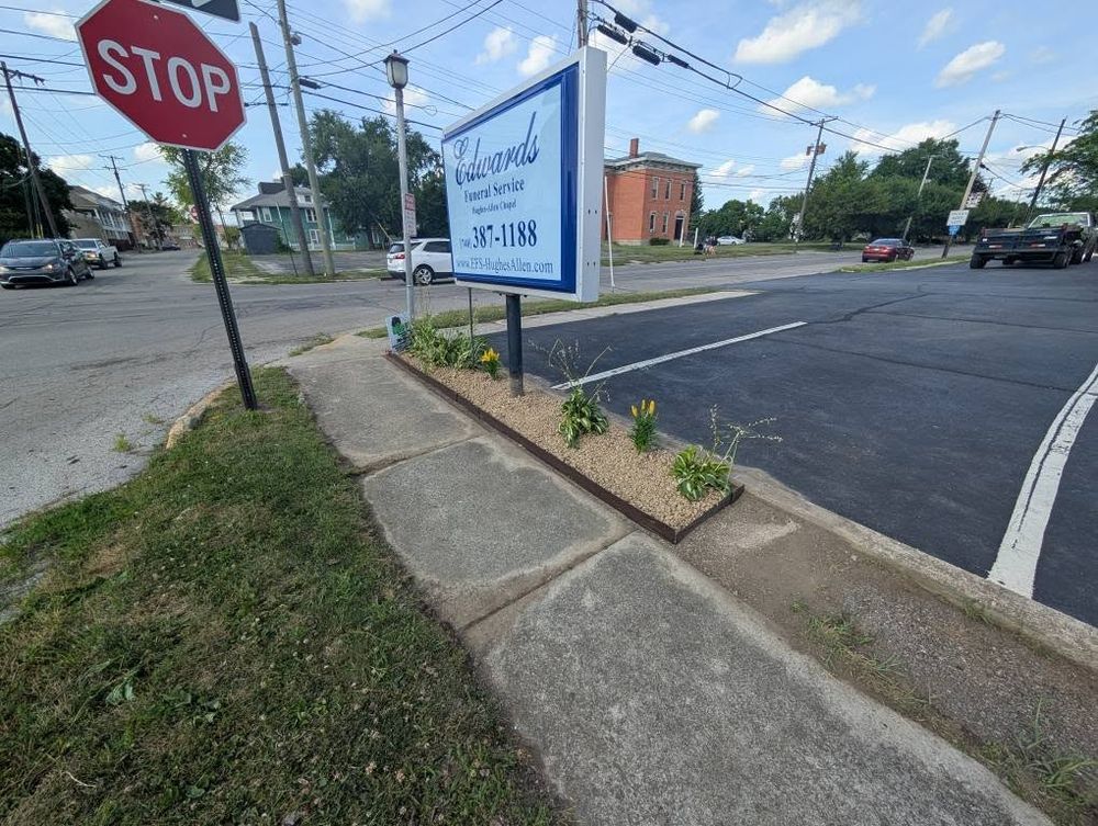 Landscaping for Knapps Landscaping and Lawn Care in Marion, OH