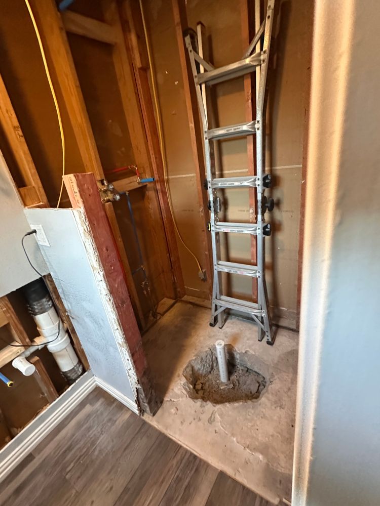 All Photos for Martin Plumbing Services in Clifton, TX